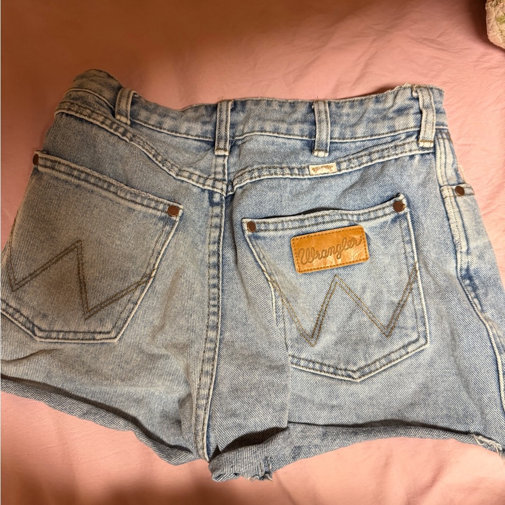 Wrangler x billabong Women's Light Blue Denim Shorts